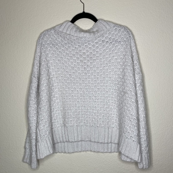 Wooden ships sweater women small crocheted soft light grey EUC - Picture 5 of 5